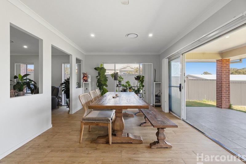 Photo - 27 Springfields Drive, Greenhill NSW 2440 - Image 6