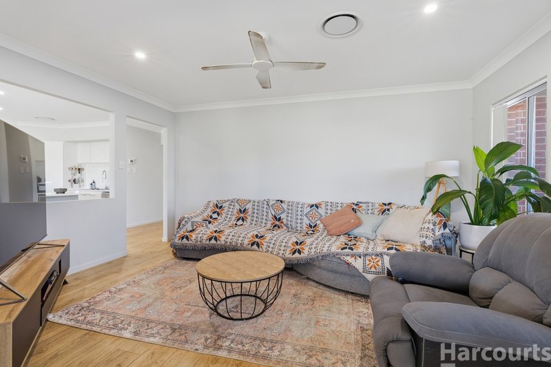 Photo - 27 Springfields Drive, Greenhill NSW 2440 - Image 10