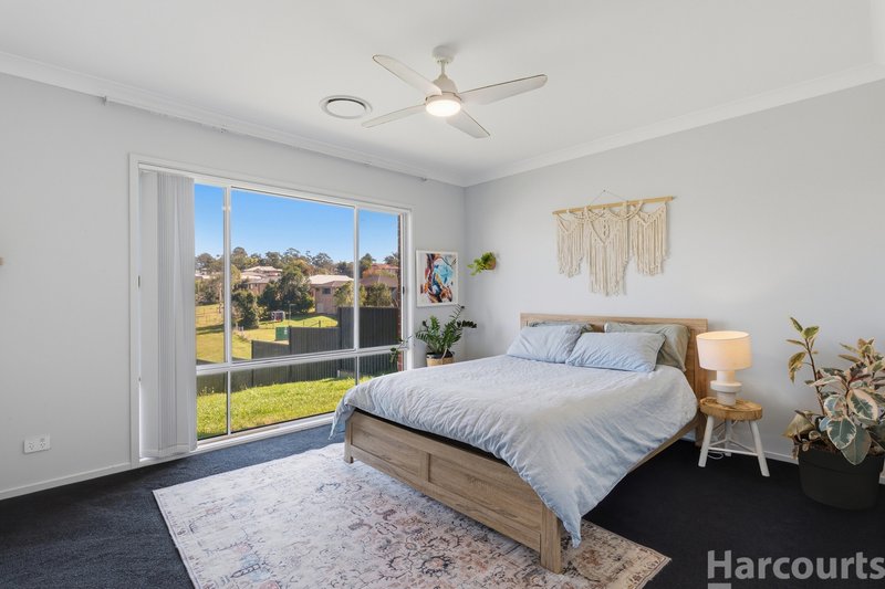 Photo - 27 Springfields Drive, Greenhill NSW 2440 - Image 11