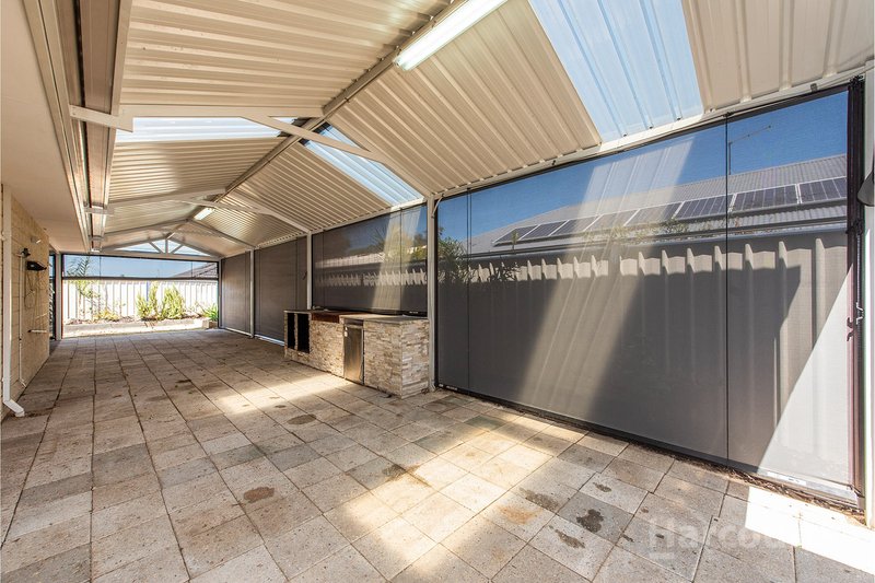 Photo - 27 St Pierre Loop, Meadow Springs WA 6210 - Image 27