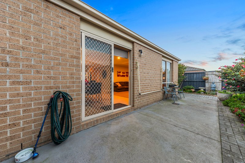 Photo - 27 Stanhope Place, Pakenham VIC 3810 - Image 20