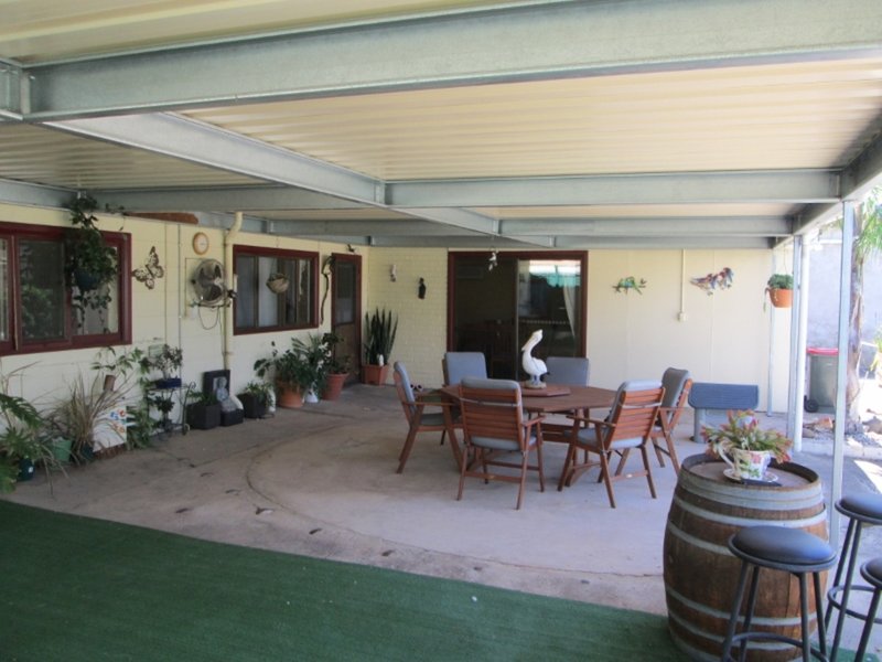 Photo - 27 Station Drive, Tailem Bend SA 5260 - Image 4