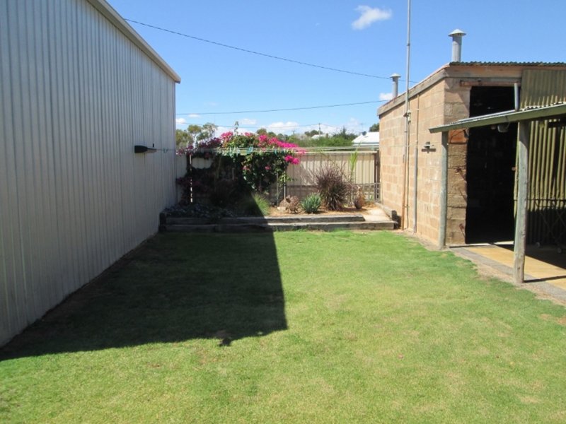 Photo - 27 Station Drive, Tailem Bend SA 5260 - Image 19