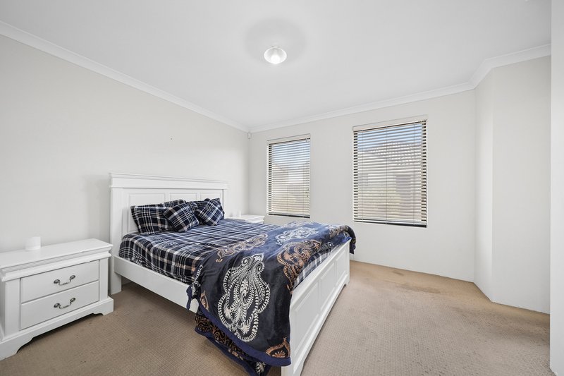 Photo - 2/7 Stockman Way, Cannington WA 6107 - Image 8