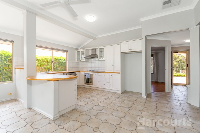 Photo - 27 Straitsman Way, Currambine WA 6028 - Image 5