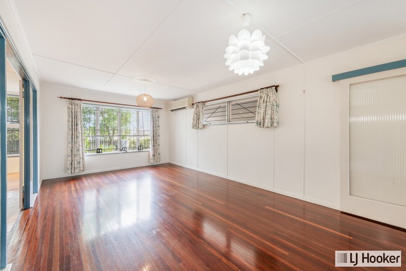 Photo - 27 Svensson Street, Svensson Heights QLD 4670 - Image 7