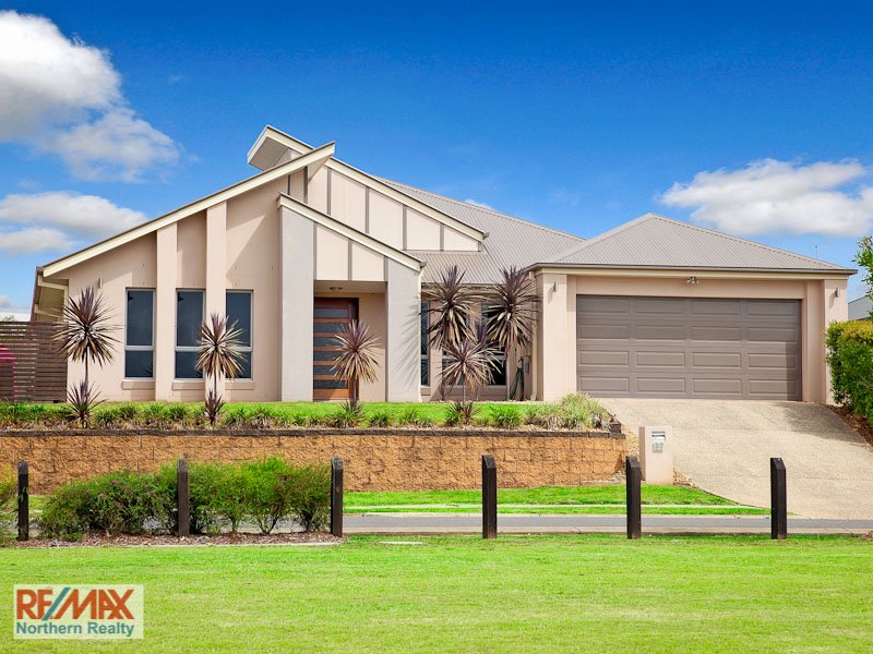 27 Swan Parade, Warner QLD 4500