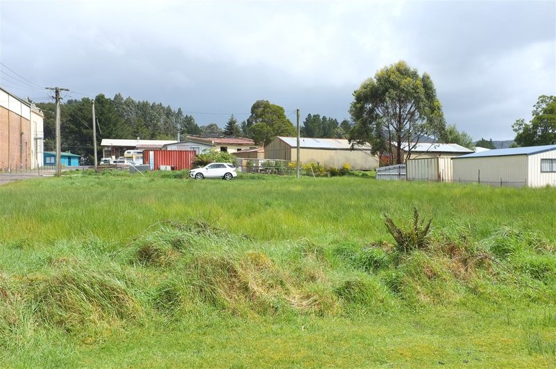 Photo - 27 Tarleton St , Zeehan TAS 7469 - Image 6