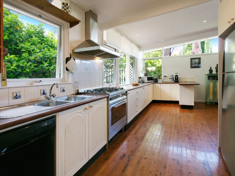 Photo - 27 Telfer Road, Castle Hill NSW 2154 - Image 4