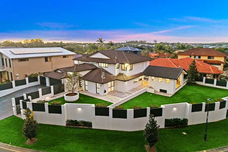 Photo - 27 The Crescent, Underwood QLD 4119 - Image 1