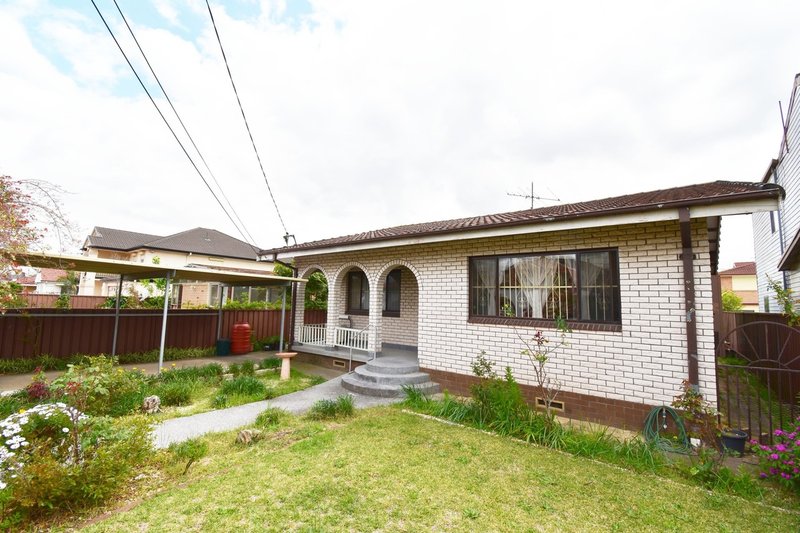 Photo - 27 Torrens Street, Canley Heights NSW 2166 - Image 8