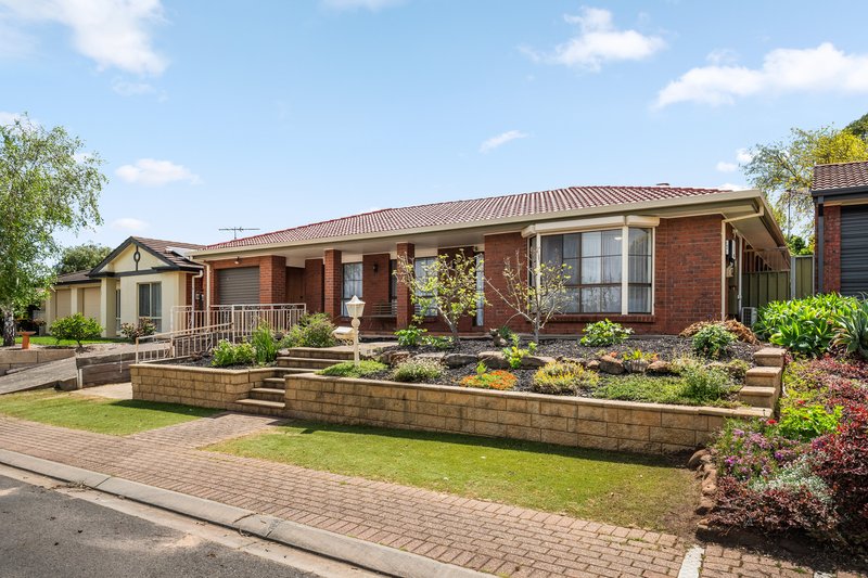 Photo - 27 Torresan Crescent, Flagstaff Hill SA 5159 - Image 1