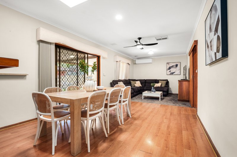 Photo - 27 Torresan Crescent, Flagstaff Hill SA 5159 - Image 5