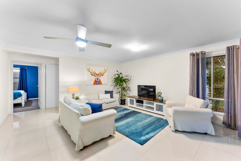 Photo - 27 Tourmaline Circuit, Mango Hill QLD 4509 - Image 9