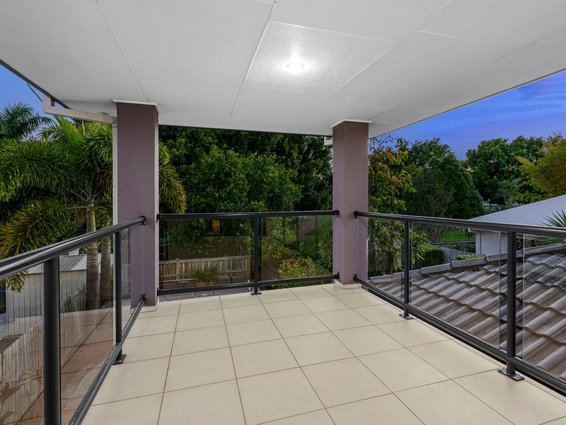 Photo - 27 Travorten Drive, Bridgeman Downs QLD 4035 - Image 19