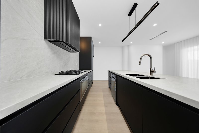 Photo - 27 Turquoise Way, Mickleham VIC 3064 - Image 3