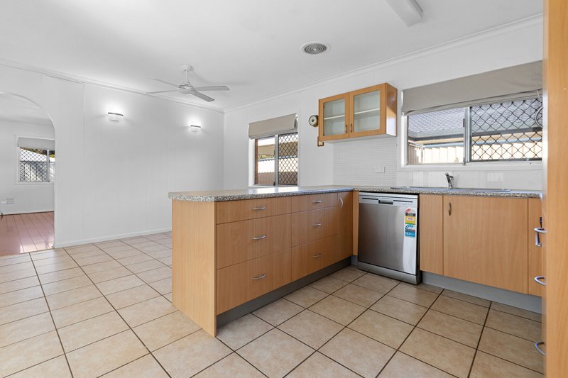 Photo - 27 Twelfth Avenue, Palm Beach QLD 4221 - Image 4