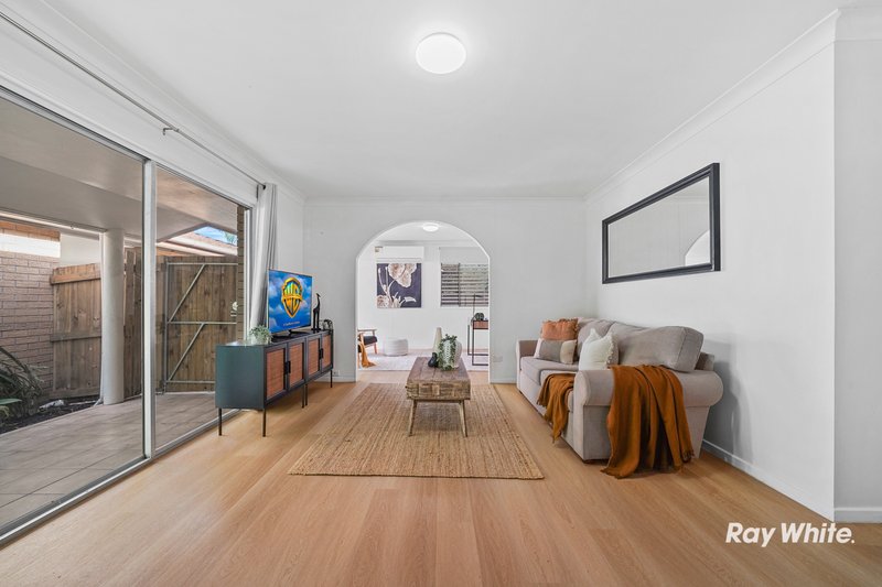 Photo - 27 Veronica Avenue, Daisy Hill QLD 4127 - Image 13