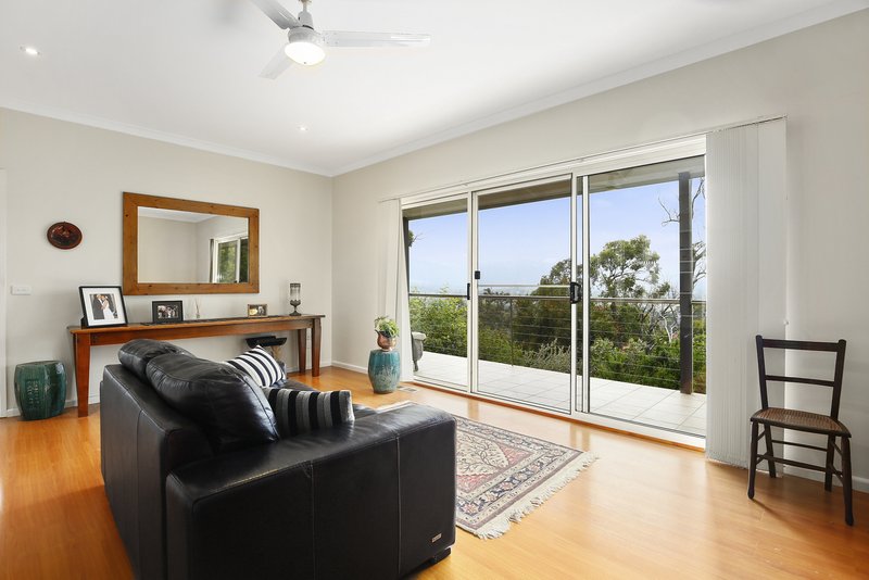 Photo - 27 Victoria Street, Launching Place VIC 3139 - Image 6