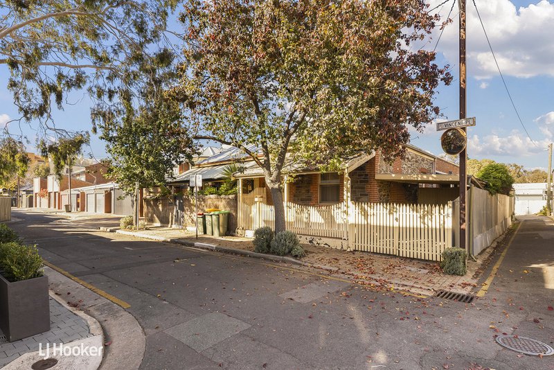 Photo - 27 Vincent Place, Adelaide SA 5000 - Image 3