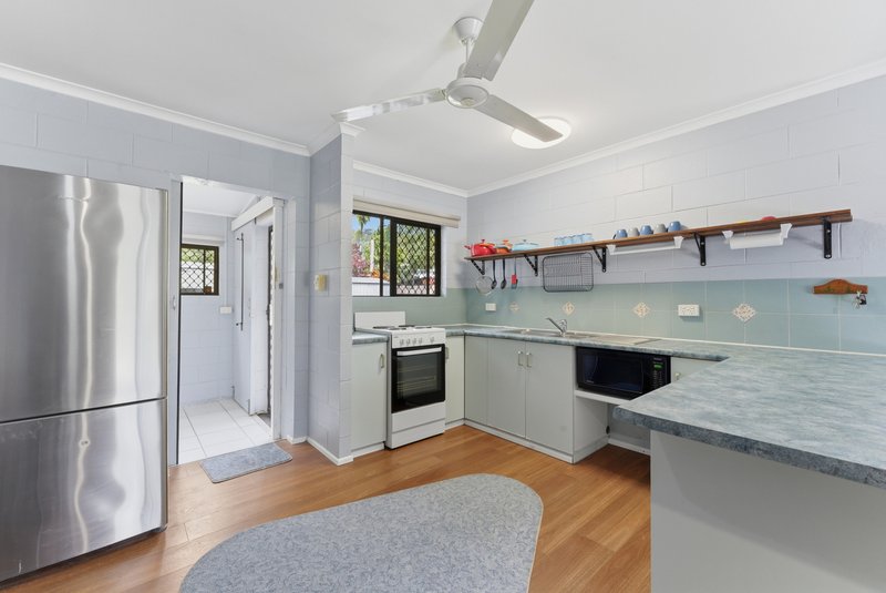 Photo - 2/7 Wabag Close, Trinity Beach QLD 4879 - Image 3
