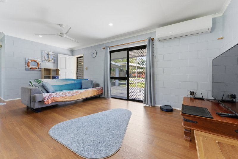Photo - 2/7 Wabag Close, Trinity Beach QLD 4879 - Image 4
