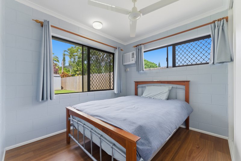 Photo - 2/7 Wabag Close, Trinity Beach QLD 4879 - Image 7