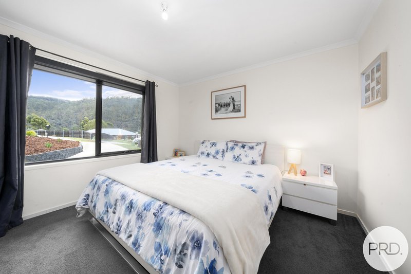 Photo - 27 Wallcrest Road, Berriedale TAS 7011 - Image 11