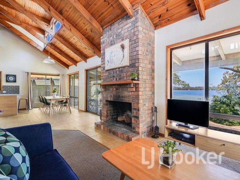 Photo - 27 Walmer Avenue, Sanctuary Point NSW 2540 - Image 6