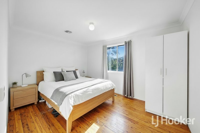 Photo - 27 Walsh Street, Ballan VIC 3342 - Image 6