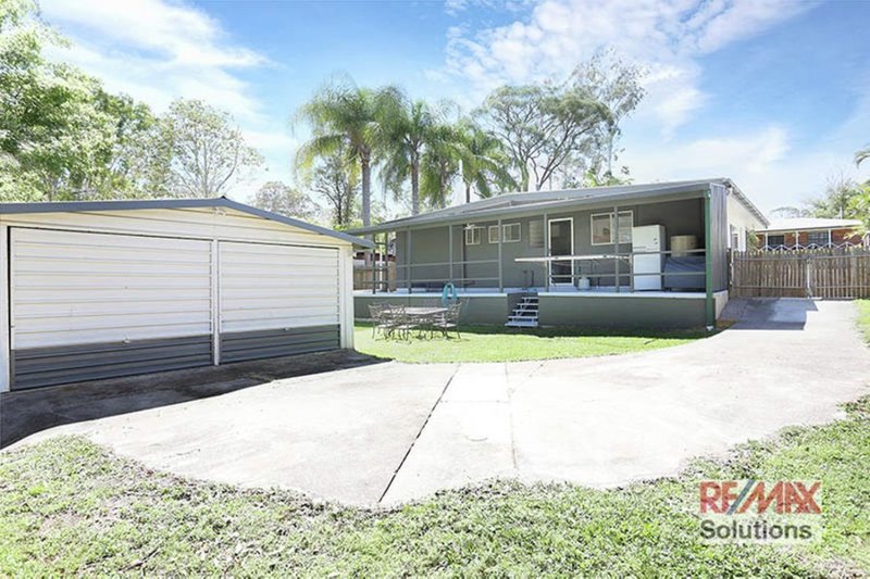 27 Warringah Gr , Petrie QLD 4502