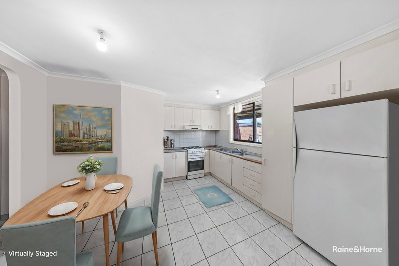 Photo - 27 Watford Road, St Albans VIC 3021 - Image 6