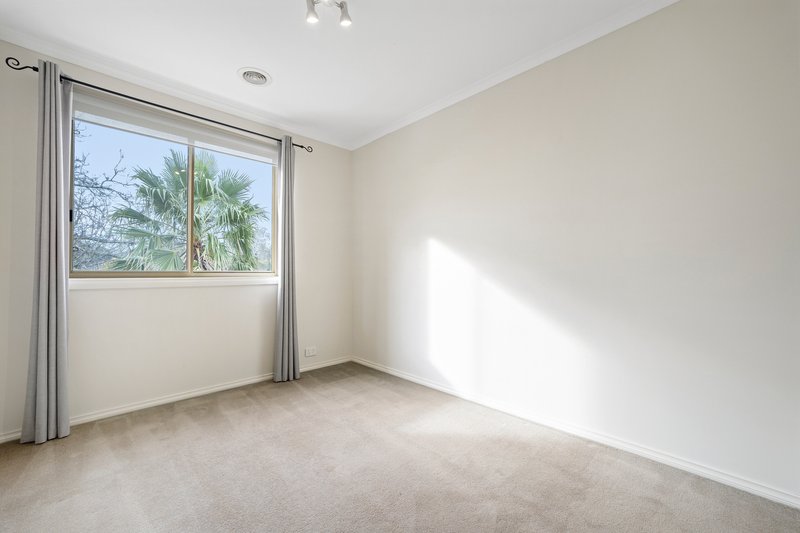 Photo - 27 Watling Grove, Ferntree Gully VIC 3156 - Image 7
