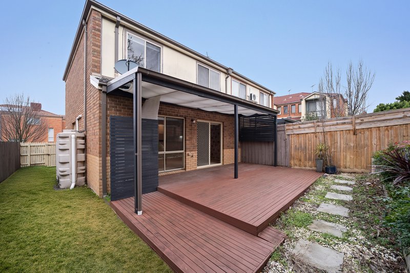 Photo - 27 Watling Grove, Ferntree Gully VIC 3156 - Image 8