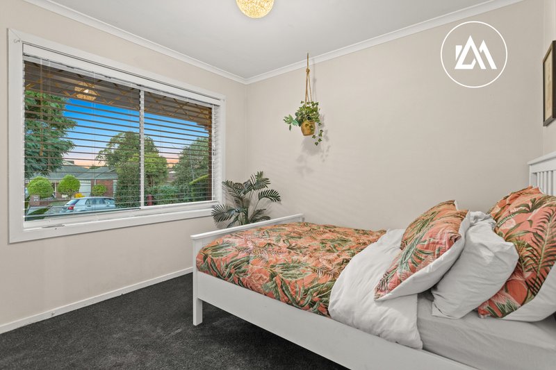 Photo - 27 Wattle Bird Way, Langwarrin VIC 3910 - Image 13