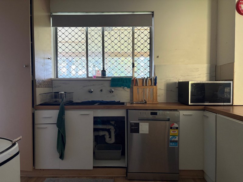 Photo - 27 Wattle Grove, Parafield Gardens SA 5107 - Image 5