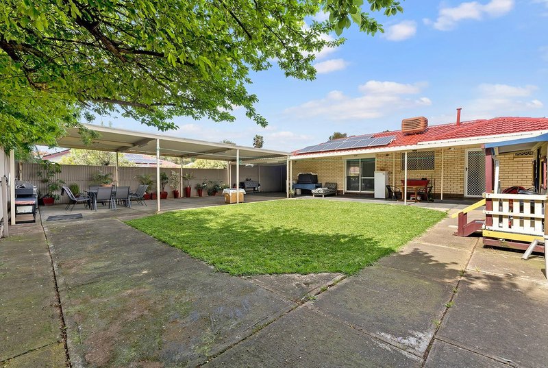 Photo - 27 Wattle Grove, Parafield Gardens SA 5107 - Image 10