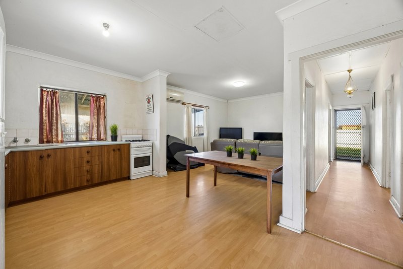 Photo - 27 Webb Street, Tailem Bend SA 5260 - Image 2
