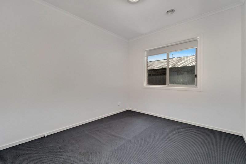 Photo - 27 Webster Street, Point Cook VIC 3030 - Image 7