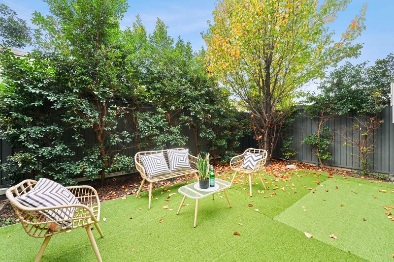 Photo - 27 Weid Place, Kellyville NSW 2155 - Image 7