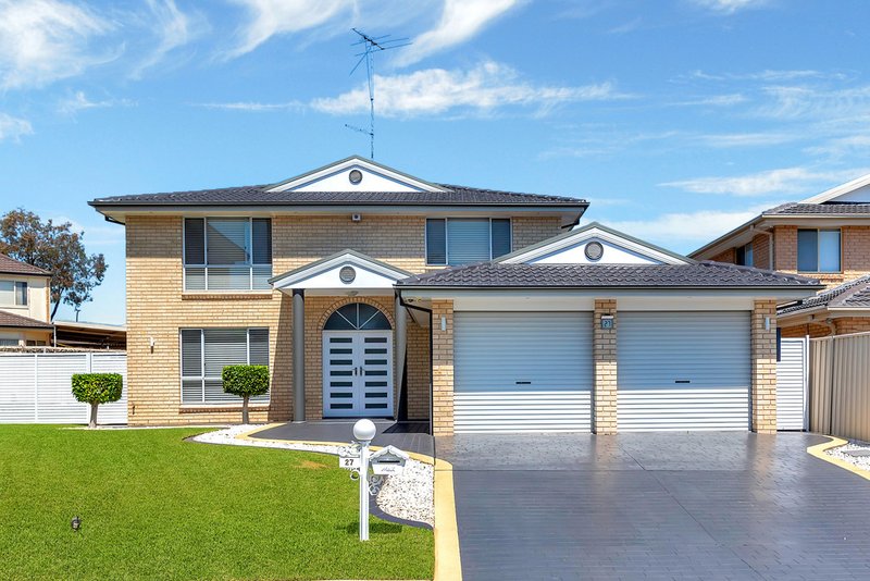 27 Wellesley Place, Green Valley NSW 2168