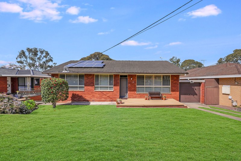 27 Wendy Avenue, Georges Hall NSW 2198