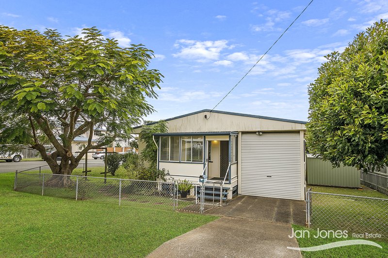 27 Westbrook St , Woody Point QLD 4019