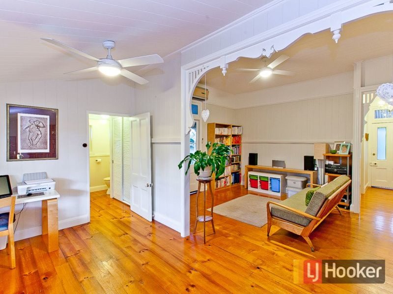 Photo - 27 Weston Street, Zillmere QLD 4034 - Image 9