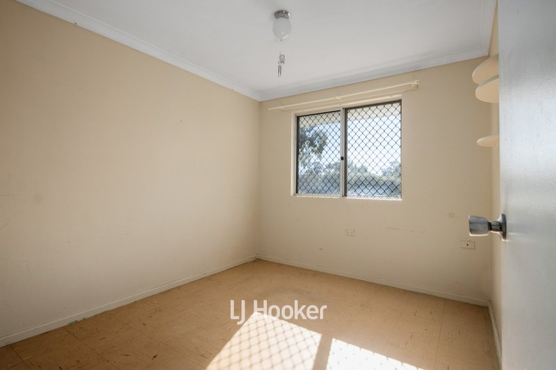 Photo - 27 Westwood Street, Withers WA 6230 - Image 7