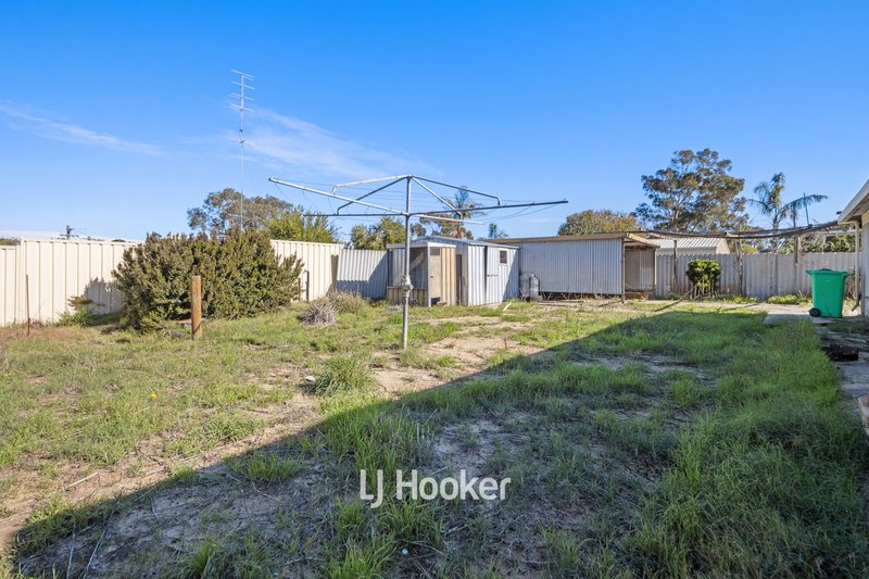 Photo - 27 Westwood Street, Withers WA 6230 - Image 16