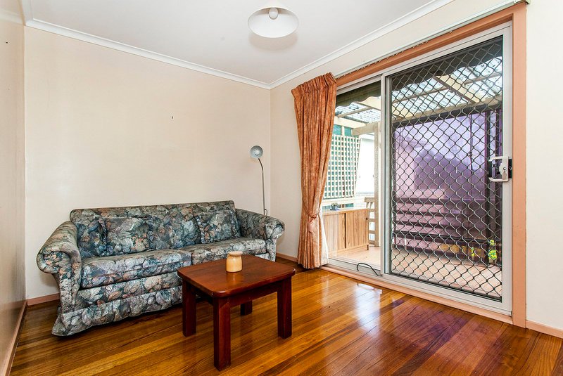 Photo - 27 Wetherby Road, Doncaster VIC 3108 - Image 7