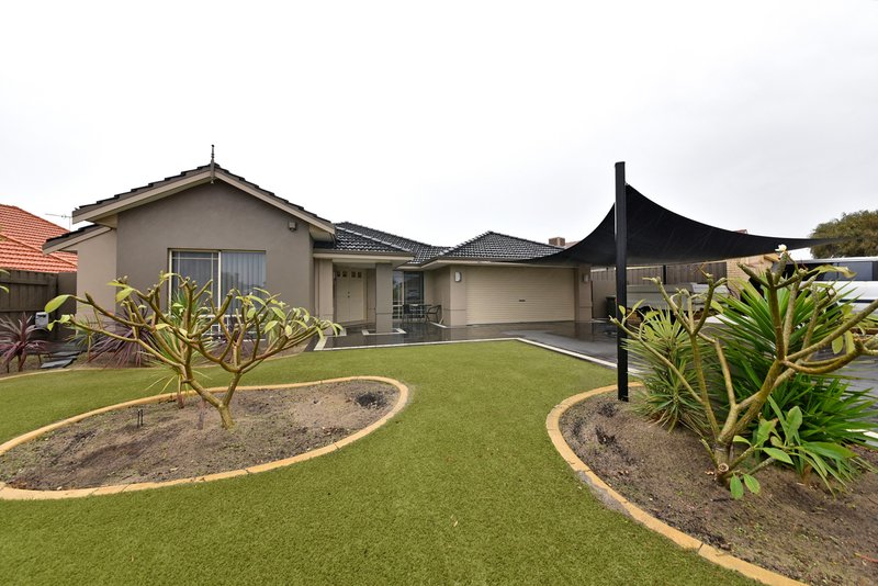 27 Weymouth Boulevard, Quinns Rocks WA 6030