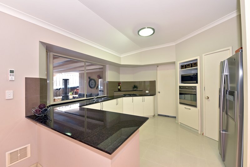 Photo - 27 Weymouth Boulevard, Quinns Rocks WA 6030 - Image 14