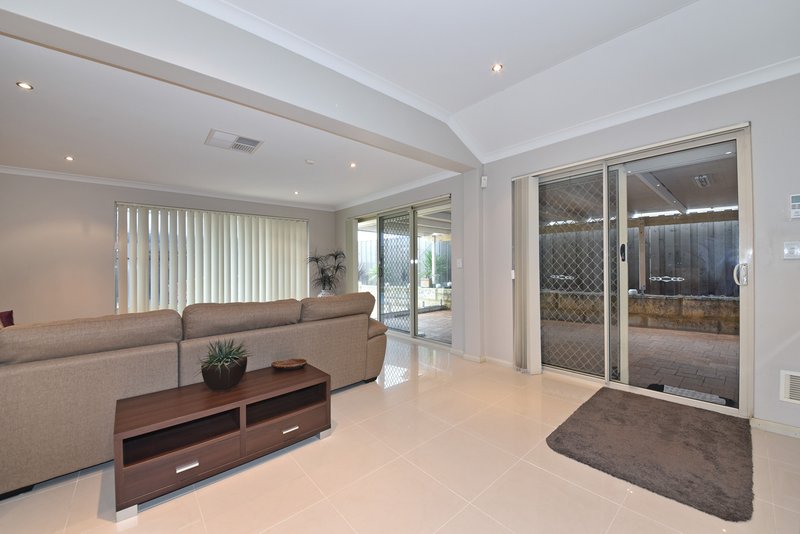 Photo - 27 Weymouth Boulevard, Quinns Rocks WA 6030 - Image 19